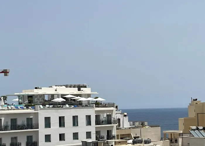 St Julians Penthouse Apartamento