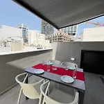 St Julians Penthouse Apartment *