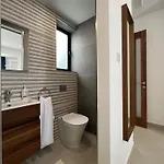 St Julians Penthouse Apartment *