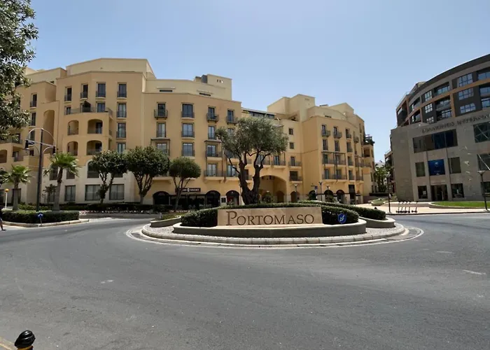 St Julians Penthouse *