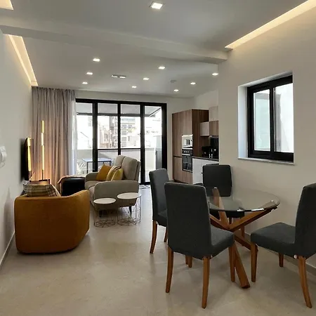 St Julians Penthouse *