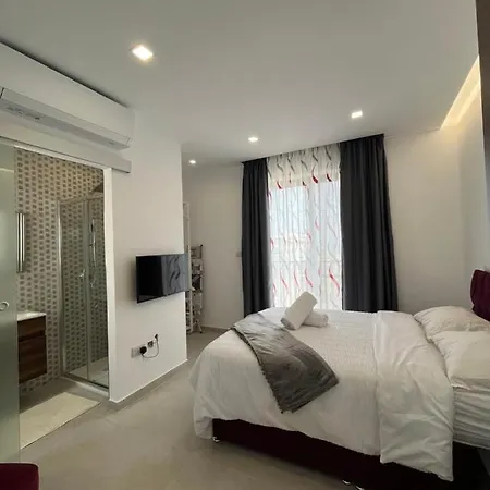 Apartment St Julians Penthouse San Ġiljan